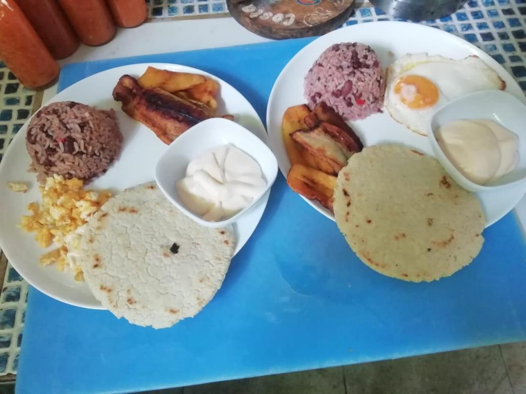 Donde Familia Manito Bed & Breakfast Paquera Dış mekan fotoğraf